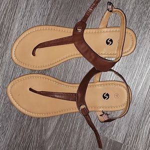 Women's size 11 brown sandals